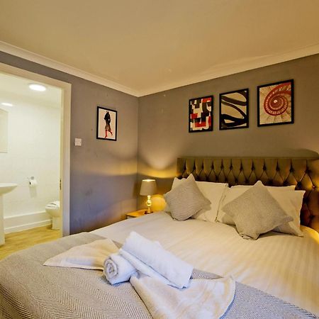 Imperial Meridian Place Apartment London Luaran gambar