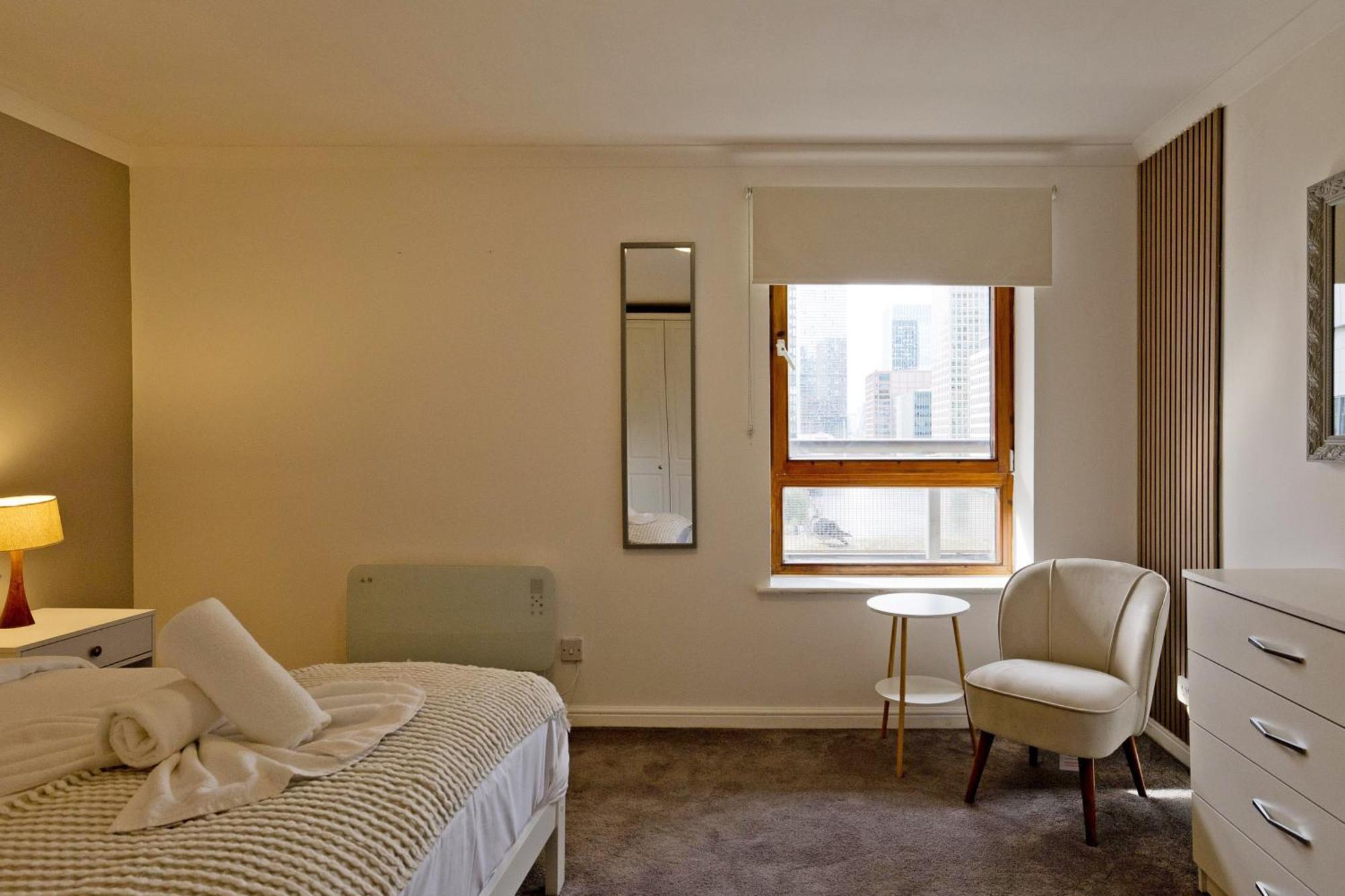 Imperial Meridian Place Apartment London Luaran gambar