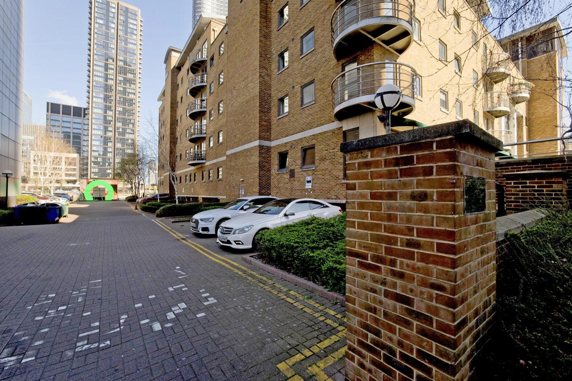 Imperial Meridian Place Apartment London Luaran gambar